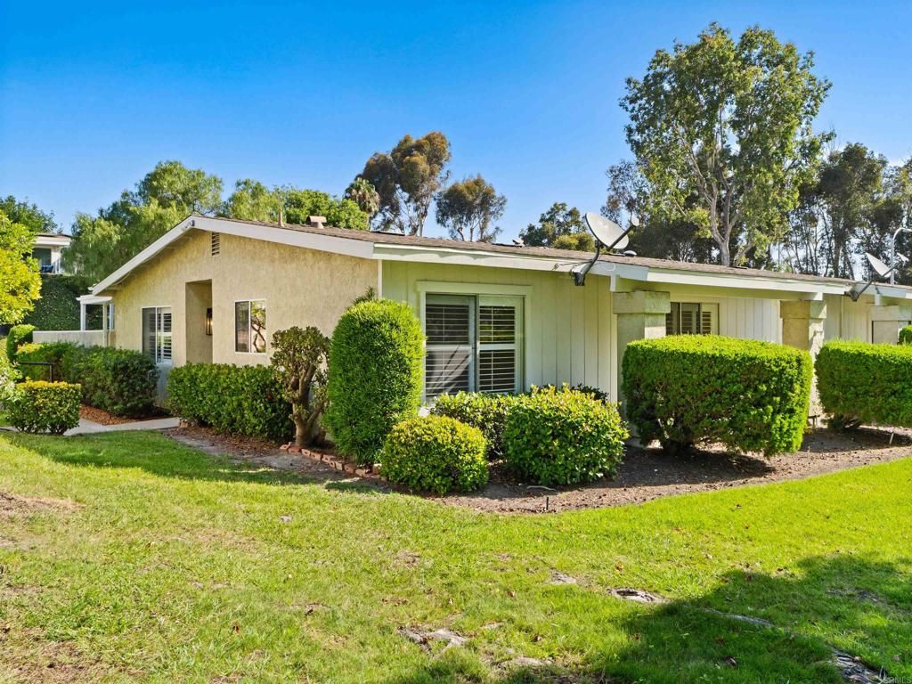 3873 Bay Leaf Way, Oceanside, CA 92057 — exterior