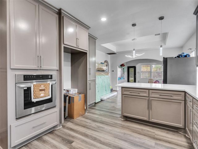 4917 Tronewood Street, Houston, TX 77016