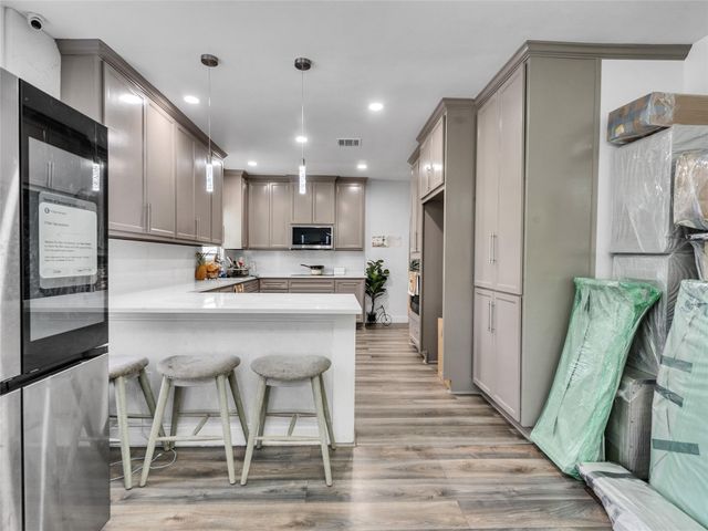 4917 Tronewood Street, Houston, TX 77016