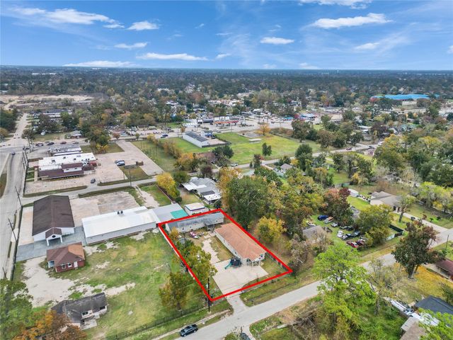 4917 Tronewood Street, Houston, TX 77016