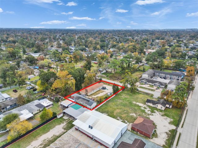 4917 Tronewood Street, Houston, TX 77016