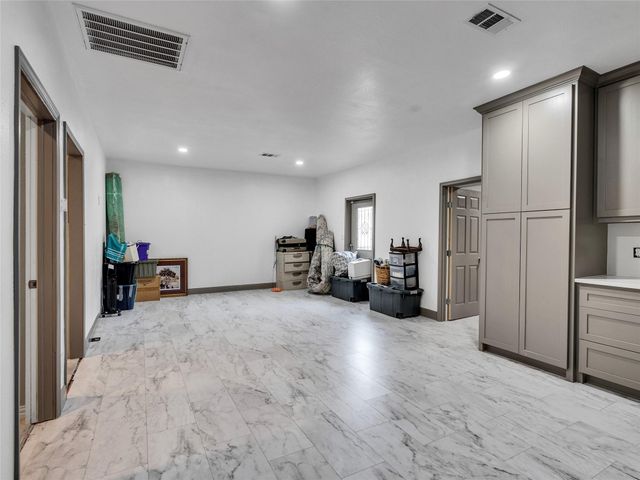 4917 Tronewood Street, Houston, TX 77016