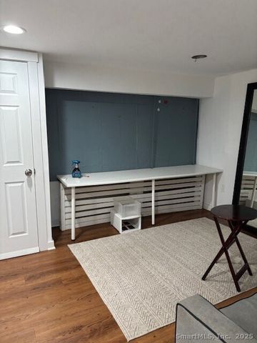 74 West North Street, Stamford, CT 06902