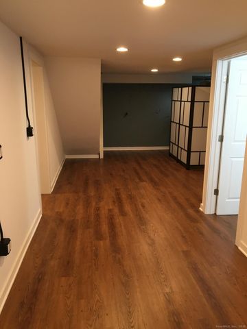 74 West North Street, Stamford, CT 06902