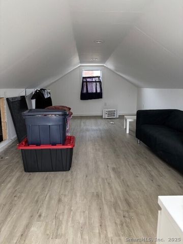 74 West North Street, Stamford, CT 06902