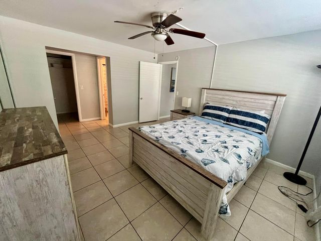 209 SE 6th Street 4, Boynton Beach, FL 33435