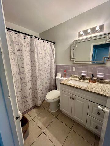 209 SE 6th Street 4, Boynton Beach, FL 33435