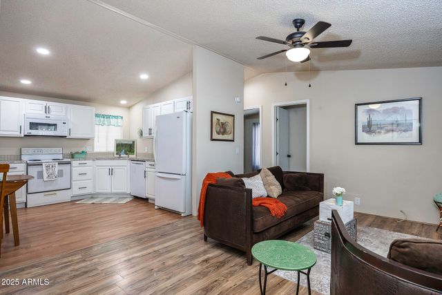 450 W SUNWEST Drive 49, Casa Grande, AZ 85122