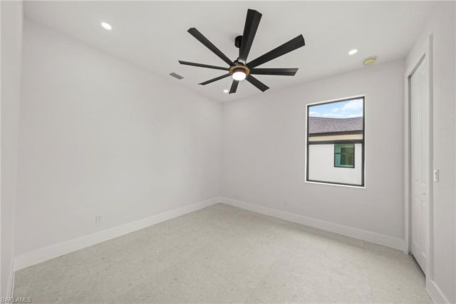 325 NE 15th TER, Cape Coral, FL 33909