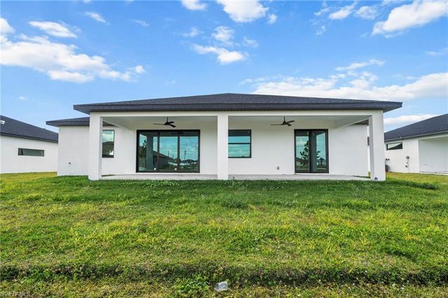 325 NE 15th TER, Cape Coral, FL 33909