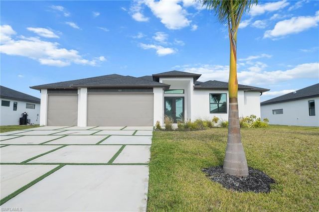 325 NE 15th TER, Cape Coral, FL 33909