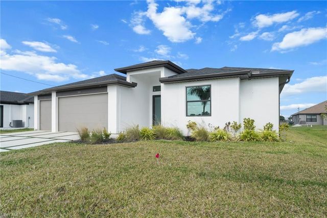 325 NE 15th TER, Cape Coral, FL 33909