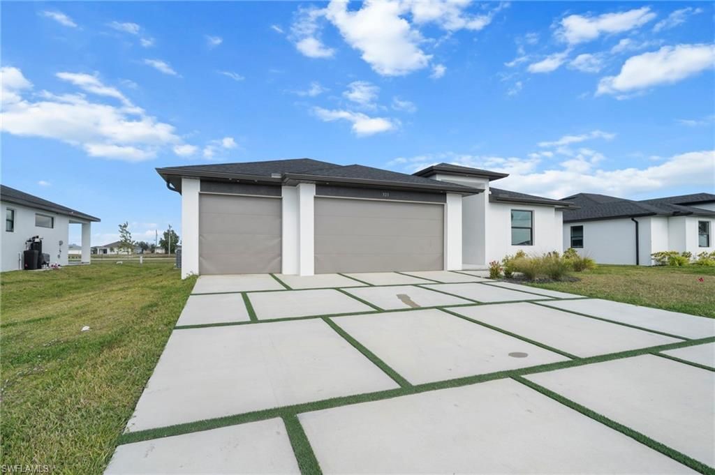 325 NE 15th TER, Cape Coral, FL 33909