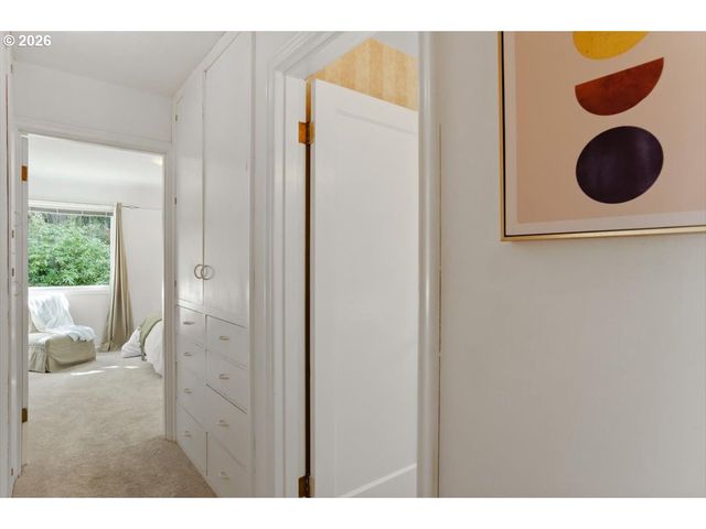 1310 HEATER Ct, West Linn, OR 97068