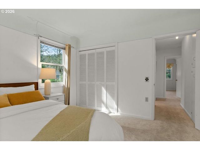 1310 HEATER Ct, West Linn, OR 97068