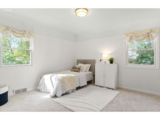 1310 HEATER Ct, West Linn, OR 97068