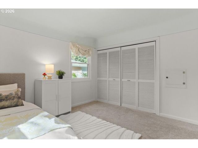 1310 HEATER Ct, West Linn, OR 97068