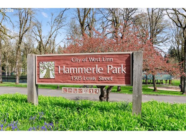 1310 HEATER Ct, West Linn, OR 97068