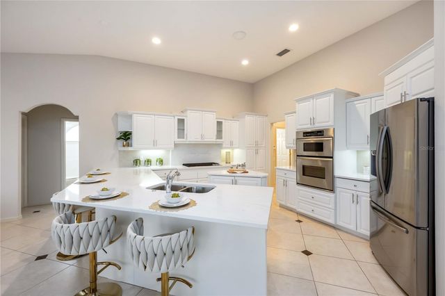 7009 STANHOPE PLACE, University Park, FL 34201