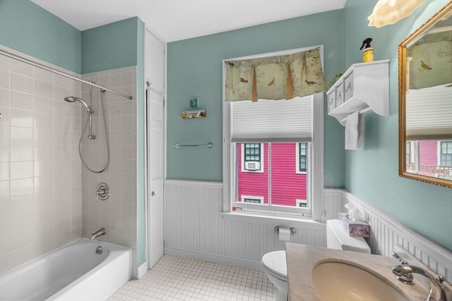 20 Winter St, Salem, MA 01970
