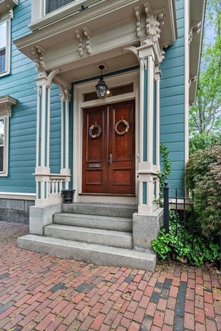 20 Winter St, Salem, MA 01970