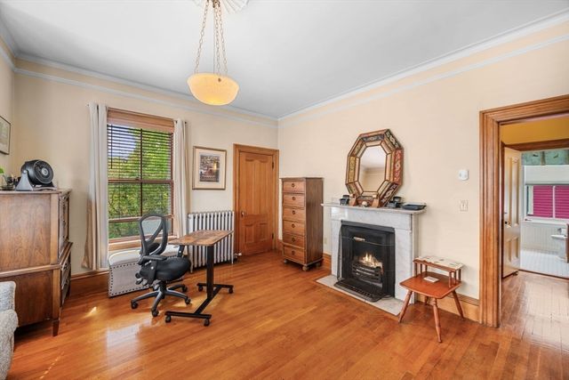 20 Winter St, Salem, MA 01970