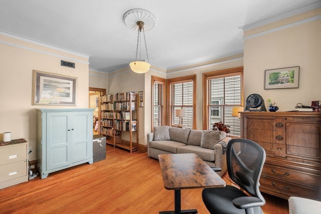 20 Winter St, Salem, MA 01970