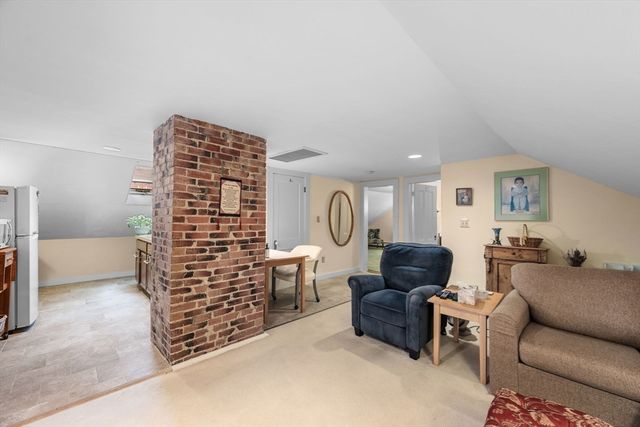 20 Winter St, Salem, MA 01970
