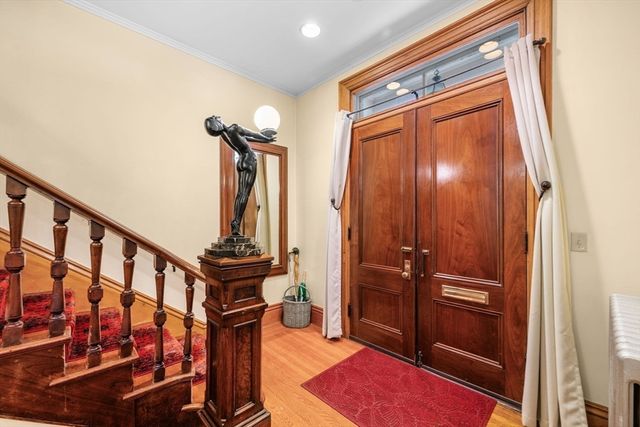 20 Winter St, Salem, MA 01970