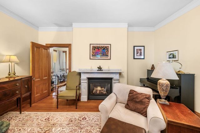 20 Winter St, Salem, MA 01970