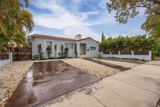 2520 SW 13th St, Miami, FL 33145