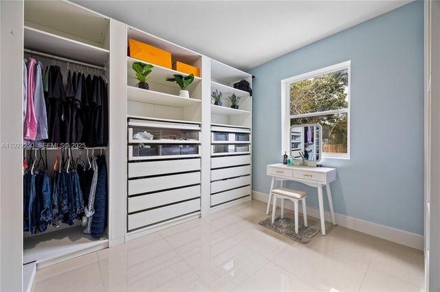 2520 SW 13th St, Miami, FL 33145