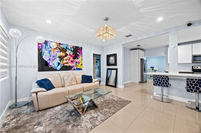 2520 SW 13th St, Miami, FL 33145