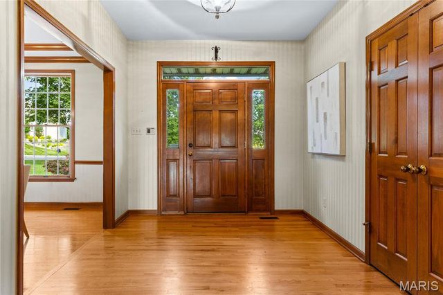 653 Killary Down, Weldon Spring, MO 63304