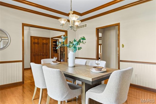 653 Killary Down, Weldon Spring, MO 63304