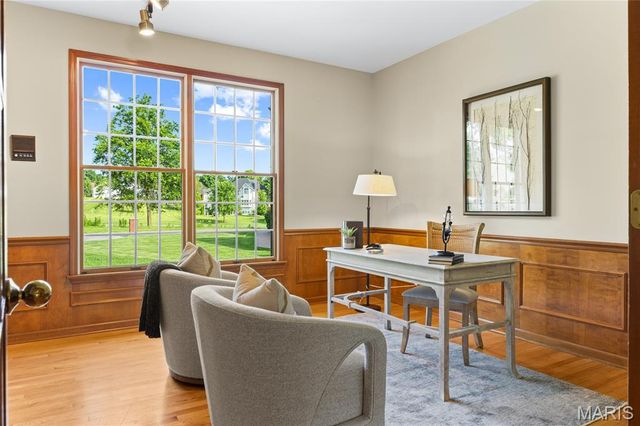 653 Killary Down, Weldon Spring, MO 63304