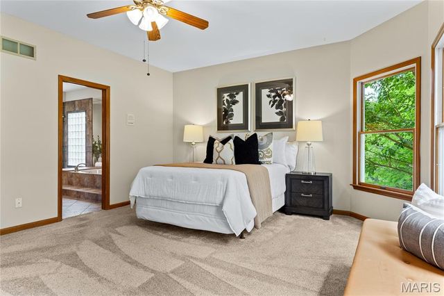 653 Killary Down, Weldon Spring, MO 63304