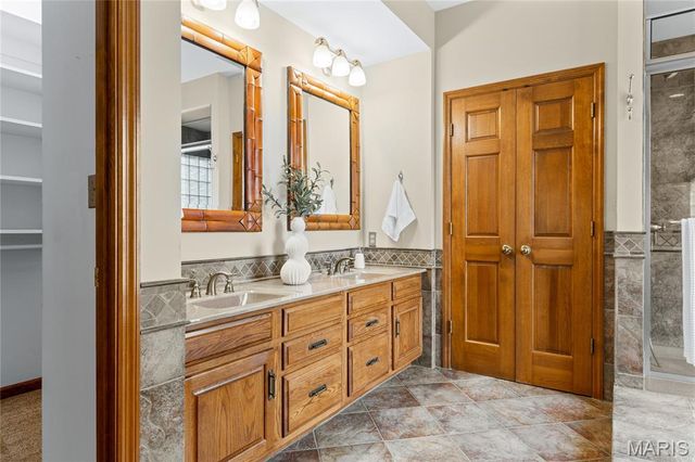 653 Killary Down, Weldon Spring, MO 63304