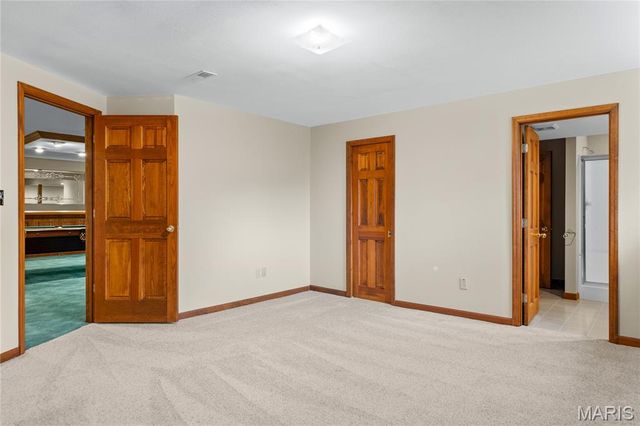 653 Killary Down, Weldon Spring, MO 63304