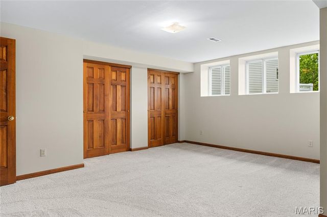 653 Killary Down, Weldon Spring, MO 63304