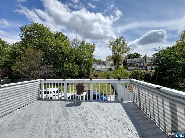 304 Shaler Boulevard, Ridgefield, NJ 07657