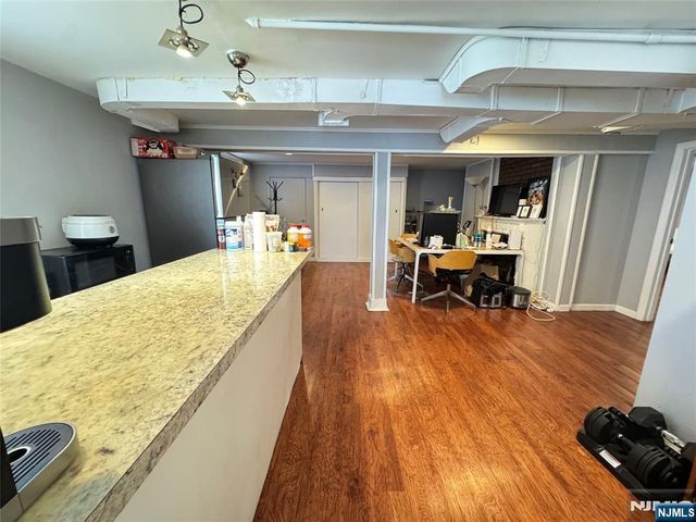 304 Shaler Boulevard, Ridgefield, NJ 07657