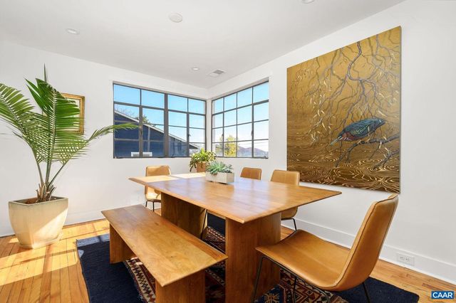 645 W FREDERICK ST, Staunton, VA 24401