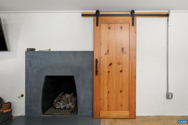 645 W FREDERICK ST, Staunton, VA 24401