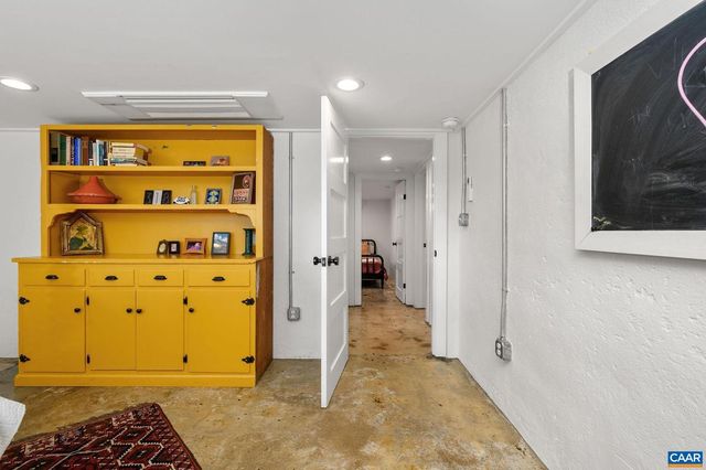 645 W FREDERICK ST, Staunton, VA 24401