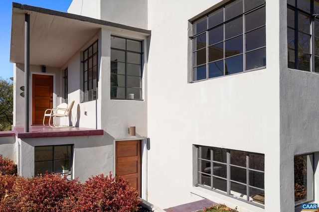 645 W FREDERICK ST, Staunton, VA 24401