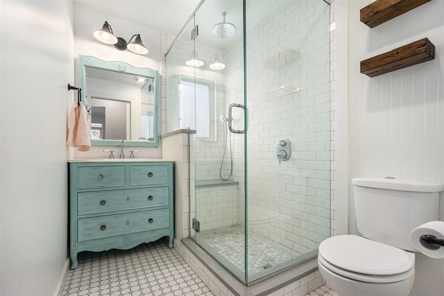 109 N Harris Street, Paw Paw, MI 49079