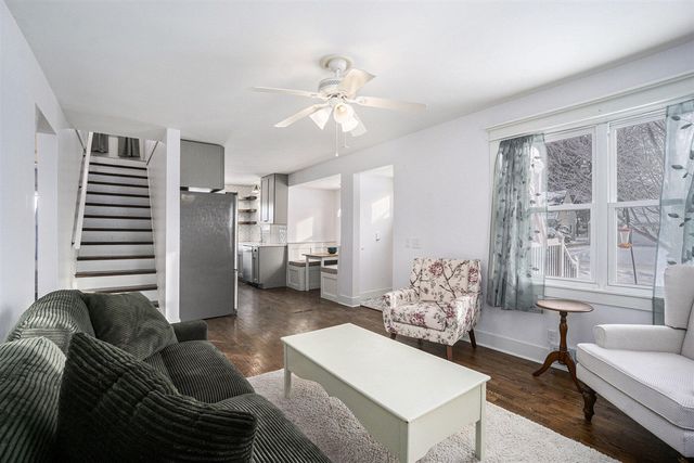 109 N Harris Street, Paw Paw, MI 49079