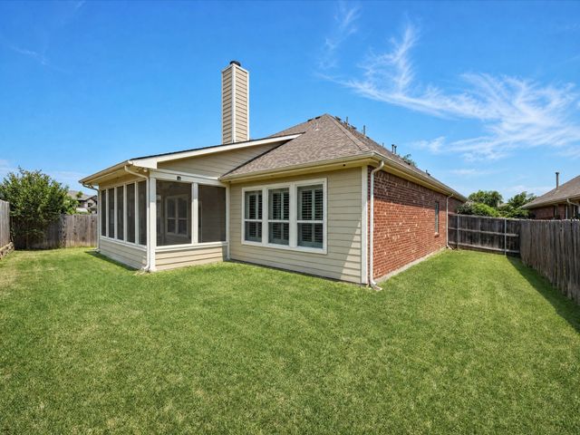 313 Turnstone Drive, Little Elm, TX 75068
