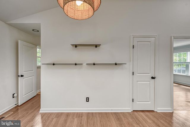 200 SECLUSION SHORES DR, Mineral, VA 23117